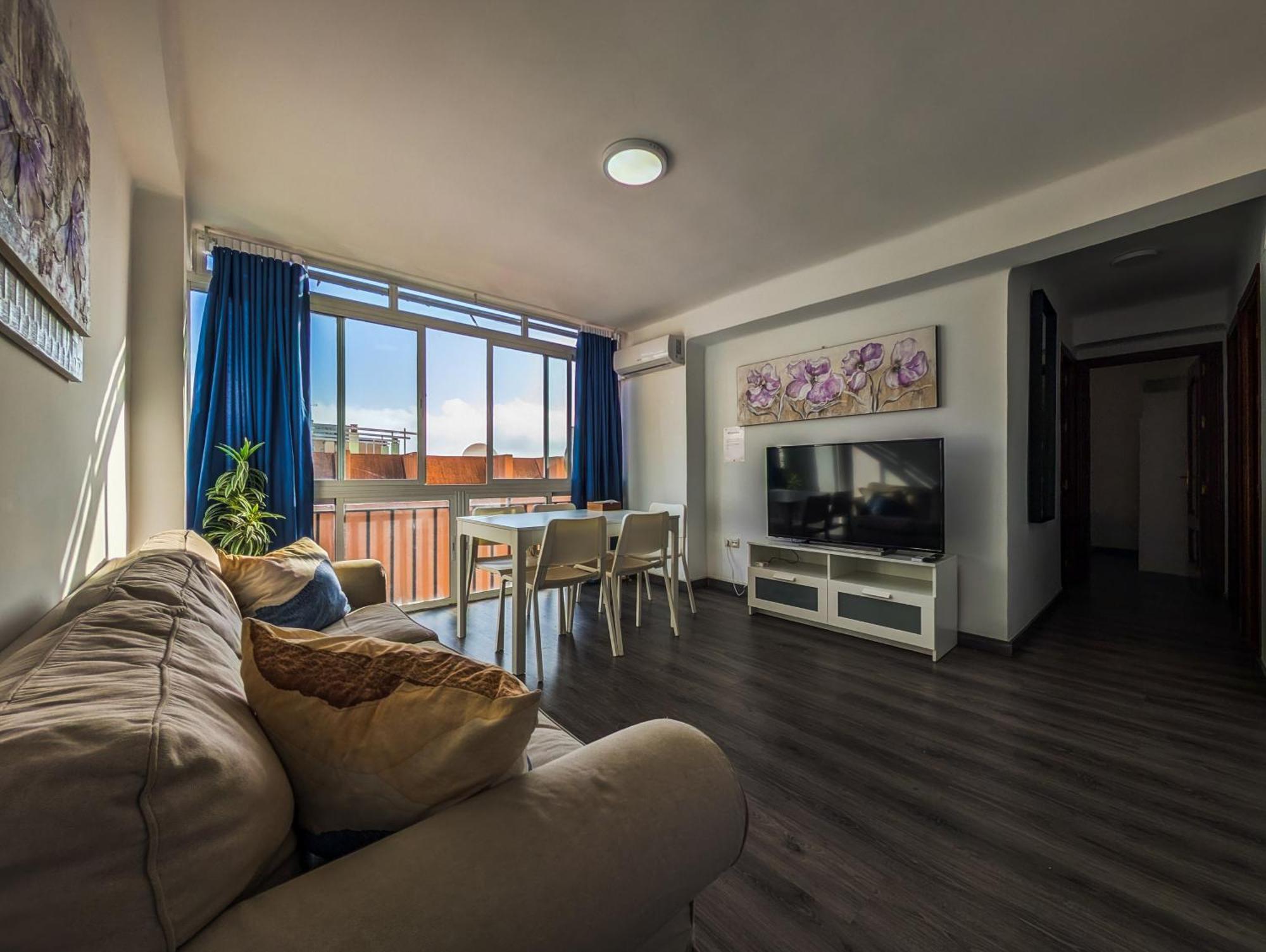 Sunlit Retreat Apartment